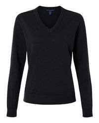 Photo de Women's New Classics V-Neck Sweater - Devon & Jones - Noir - vue 3